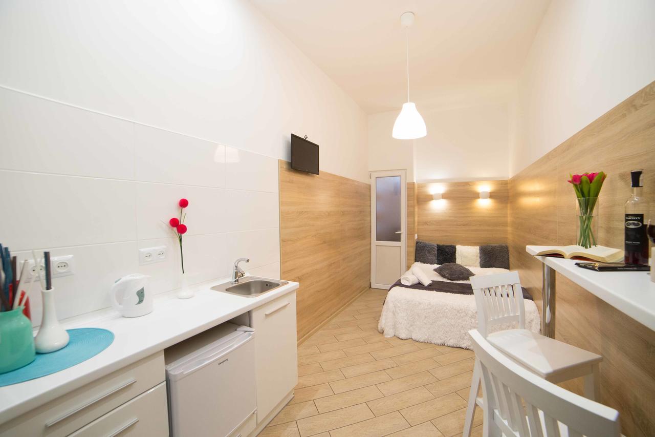 Mini Economy Apartments- Filatova 10 Λβιβ Εξωτερικό φωτογραφία