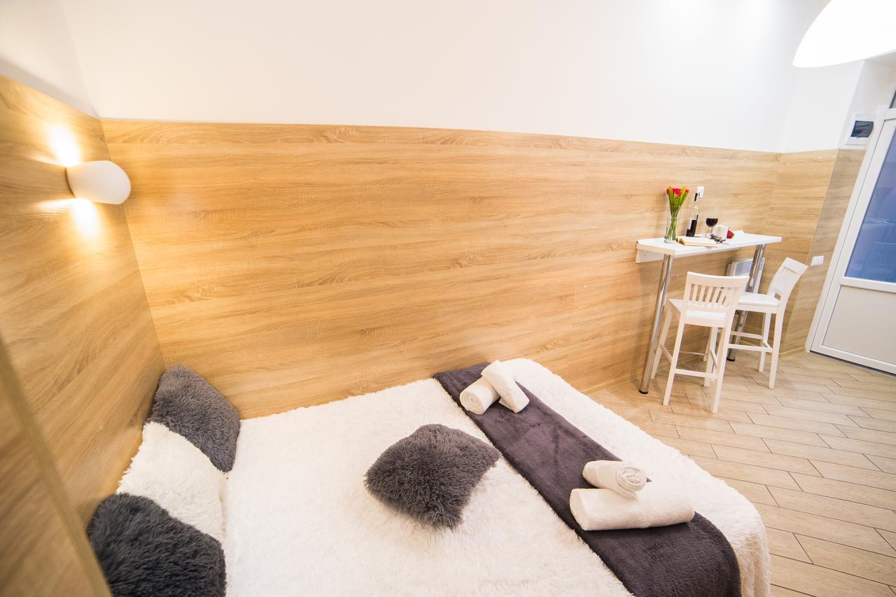 Mini Economy Apartments- Filatova 10 Λβιβ Εξωτερικό φωτογραφία